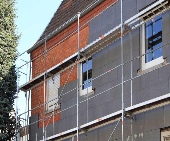 Quels sont les avantages d'un revêtement extérieur en aluminium ? Terrebonne Pourquoi poser un revêtement extérieur en aluminium ? Terrebonne Les bonnes raisons d’installer un revêtement extérieur en aluminium pour sa maison à Terrebonne